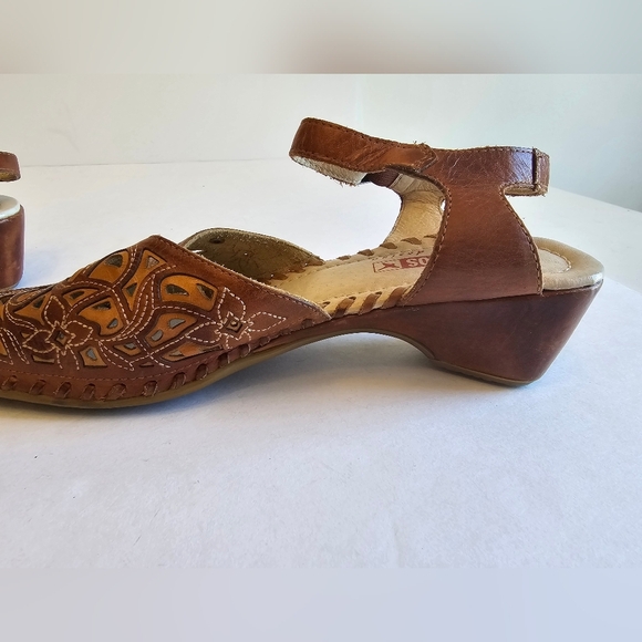 Pikolinos Women's Brown Tan Leather Sling Back Shoes Laser Cut Out SZ 40 9 -9.5 - Picture 12 of 15